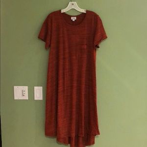LulaRoe L Carly Red heathered w/black